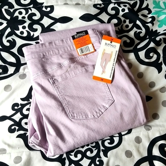 2/$15 Buffalo Women's High Rise Soft Stretch Ankle Skinny Jeans NWT - Picture 2 of 10